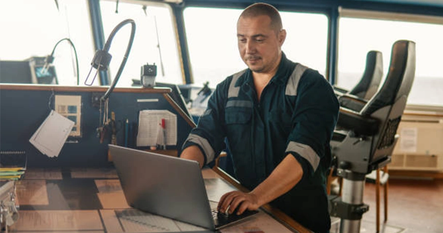 Low latency connectivity_Transformation for applications and user experience onboard ships